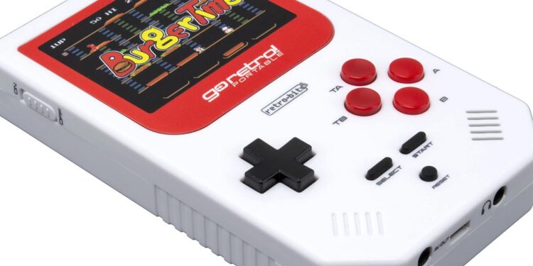 Annunciata GoRetro! Portable, la nuova console portatile con 260 giochi del passato