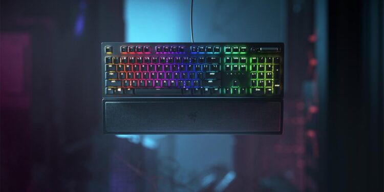 Razer annuncia le nuove tastiere meccaniche BlackWidow V3 e BlackWidow V3 Tenkeyless