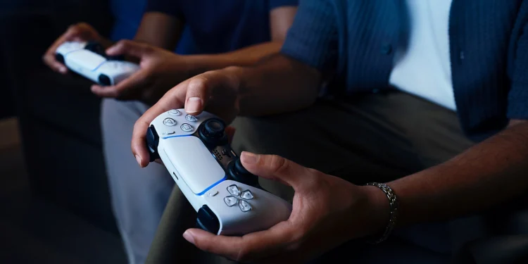 PS5 console e dualsense
